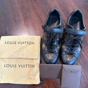 Authentic Men’s Louis Vuitton Monogram Shoes Size 9 UK/10 US